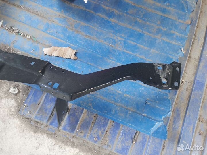 Рамка радиатора ваз 2123 шеви нива