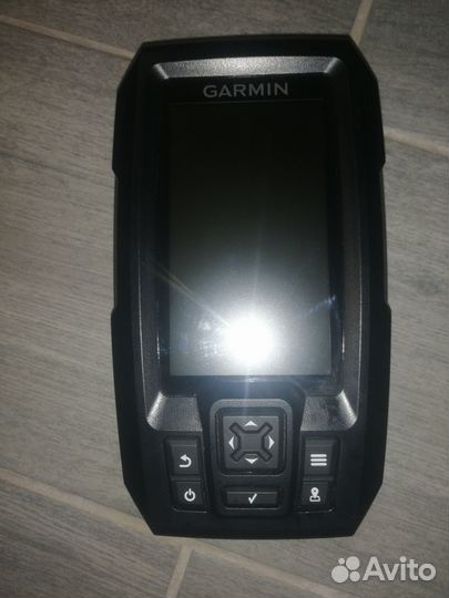 Эхолот Garmin striker 4 Plus