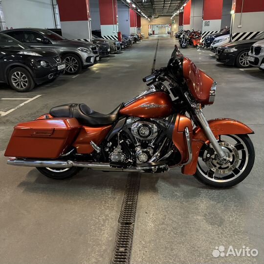 HD Street Glide (Sedona Orange)