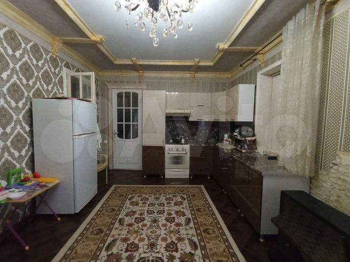 Дом 203 м² на участке 6 га