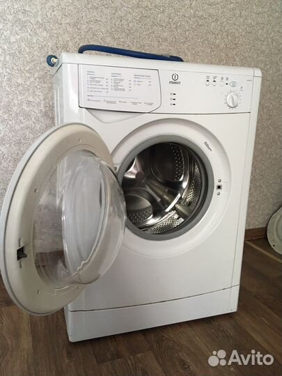 Стиральная машина indesit