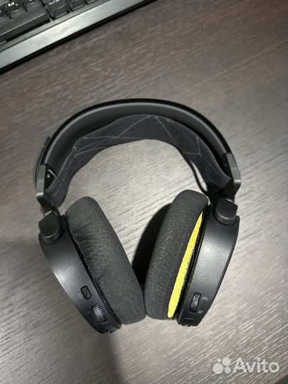 Беспроводные наушники steelseries arctics 7
