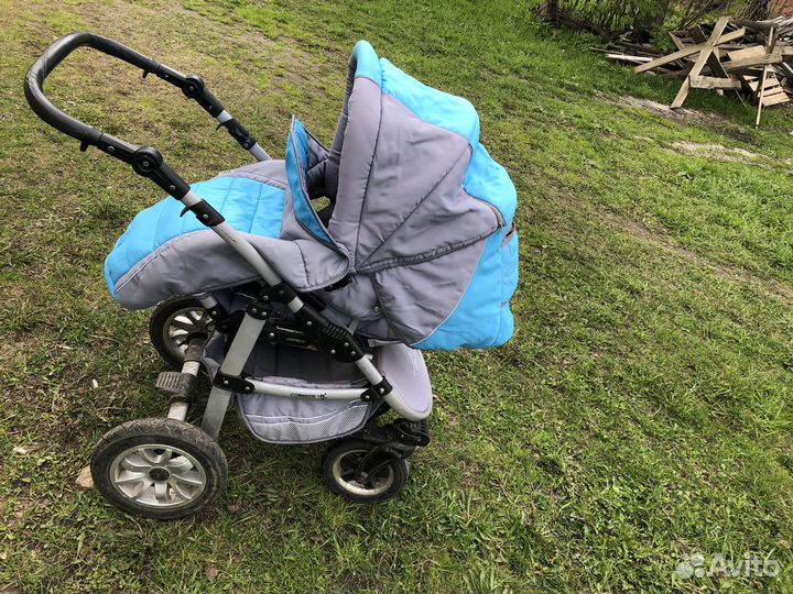 Прогулочная коляска