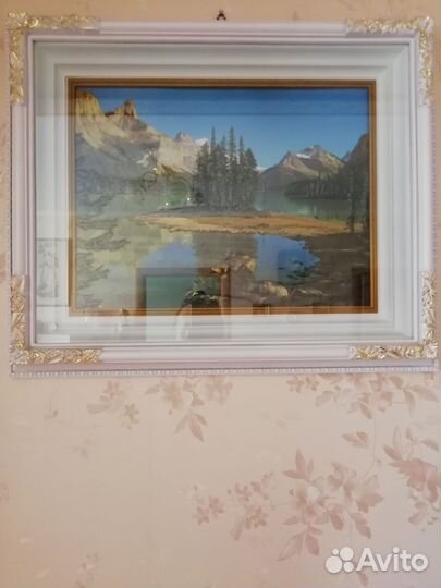 Картина под стеклом