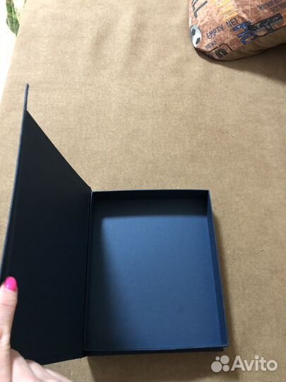 Коробка подарочная