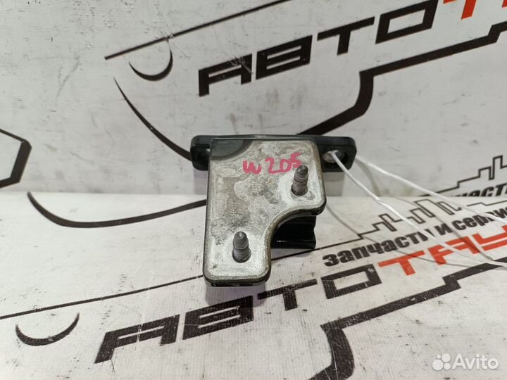 Петля двери mercedes C-class S205 W205 задние левые нижние A2057300337