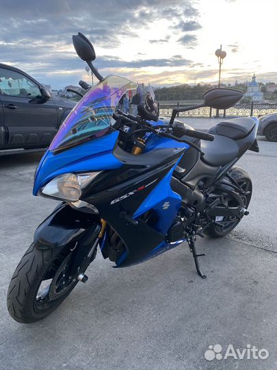 Suzuki GSX-S 1000f