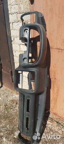 Передняя панель