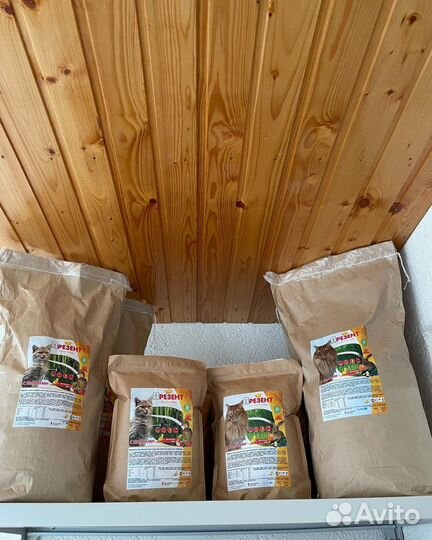 Сухой корм для собак, щенков и кошек 