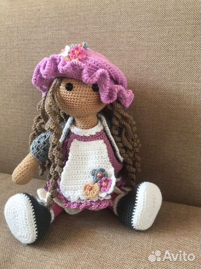 Кукла интерьерная вязаная Мартина