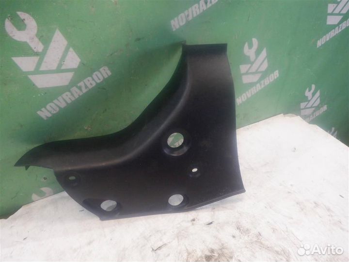 Обшивка багажника Форд Фокус 1