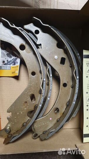 Тормозные колодки задние Toyota