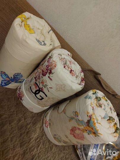 Одеяла новые