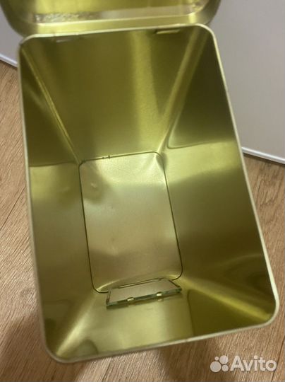 Коробка жестяная из под чая