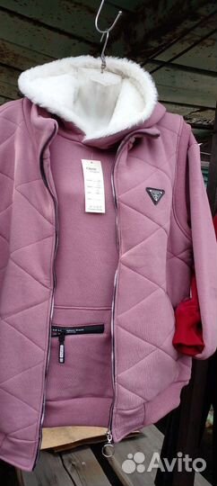 Спортивные костюмы