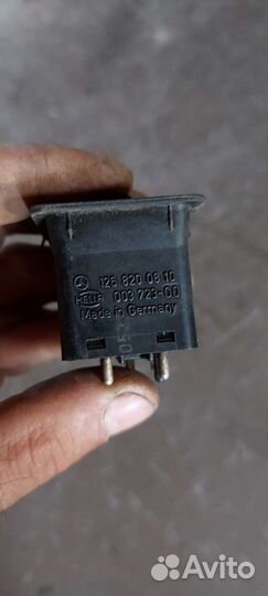 Кнопка регулировки зеркал Mercedes w126