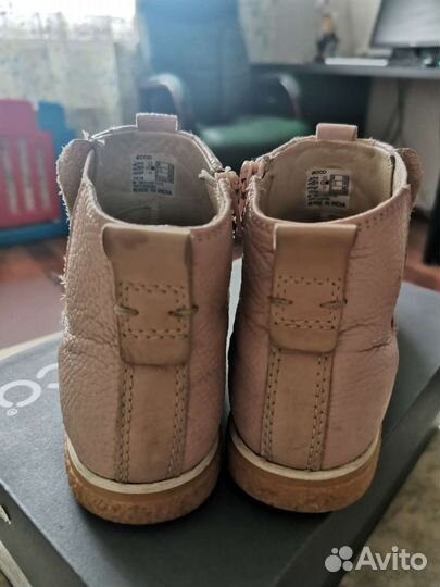 Ботинки натуральная кожа 34 и резиновые сапоги 32