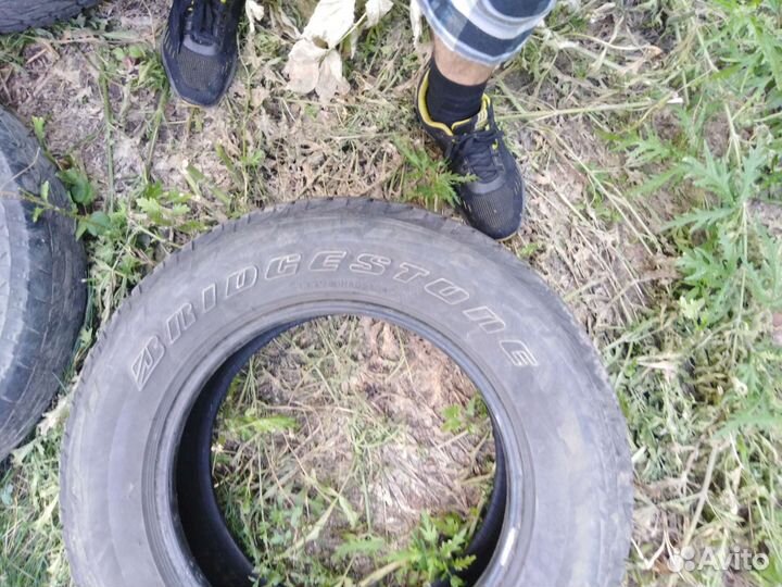 Bridgestone Dueler A/T 215/70 R16