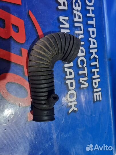 Патрубок воздушного фильтра Mercedes