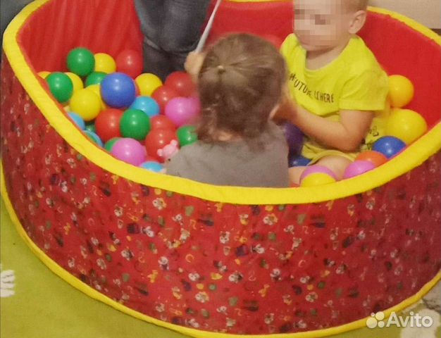 Детский сухой бассейн с шариками