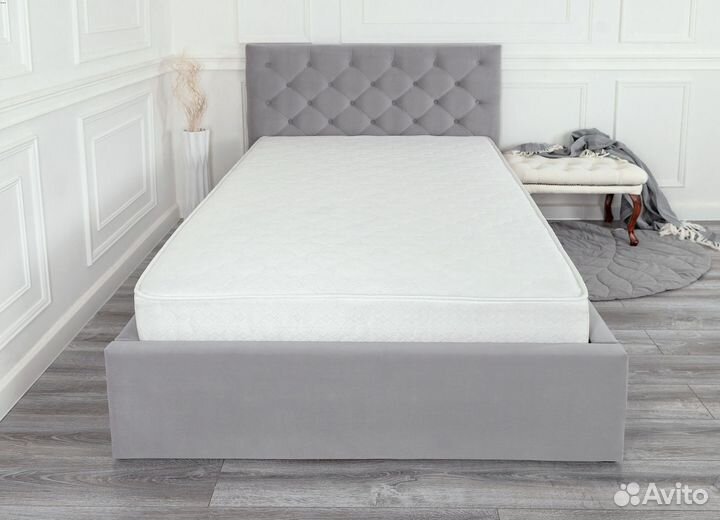 Кровать двуспальная