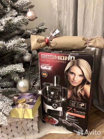 Кухонный комбайн redmond RFP-3904