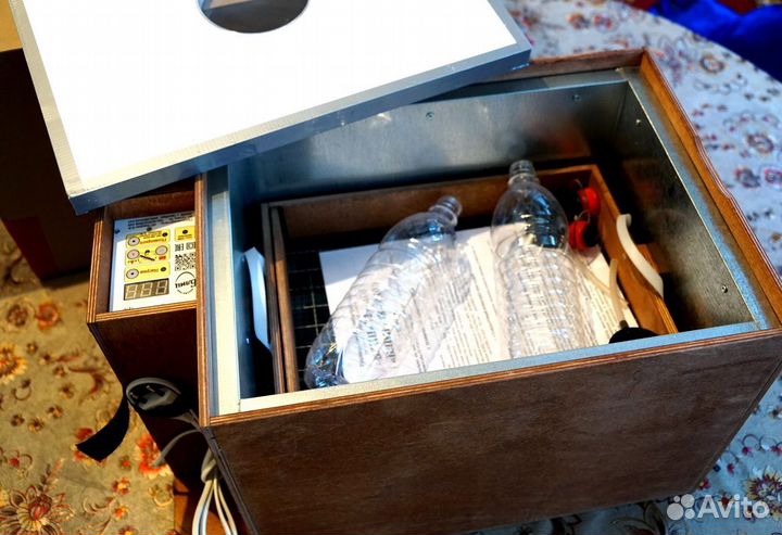 Инкубатор для яиц автоматический блиц 48