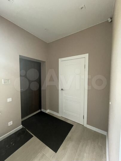 Коттедж 215 м² на участке 15 сот.