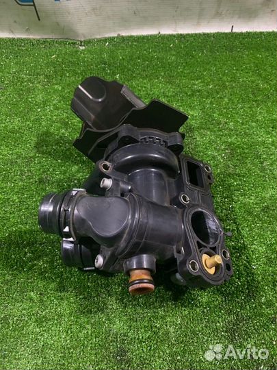 Насос водяной Volkswagen Passat Cc 358 cawb 2008