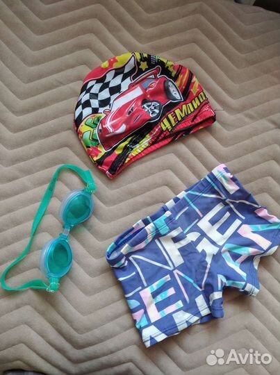 Набор для бассейна (шапочка, плавки, очки)