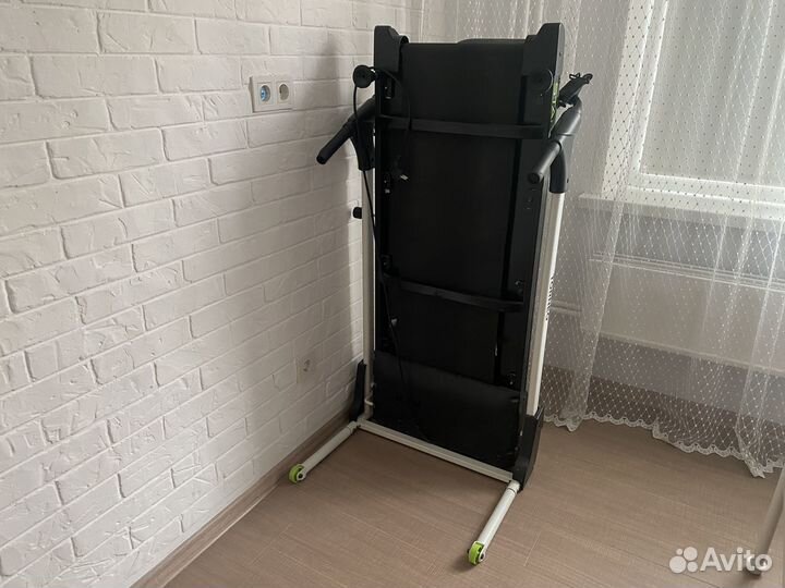 Электрическая беговая дорожка Torneo Start