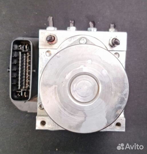 Блок ABS Toyota RAV4, XA40, 2.5 бенз (89541-42510)