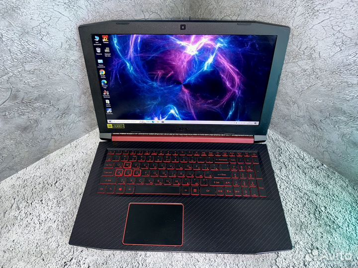 Игровой ноутбук acer на Core i5-8300H/ GTX 1050 Ti