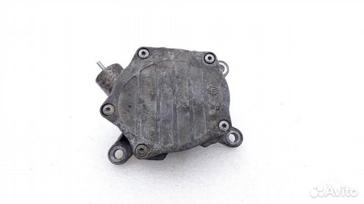 Насос вакуумный Toyota Land Cruiser 200 1VD-FTV