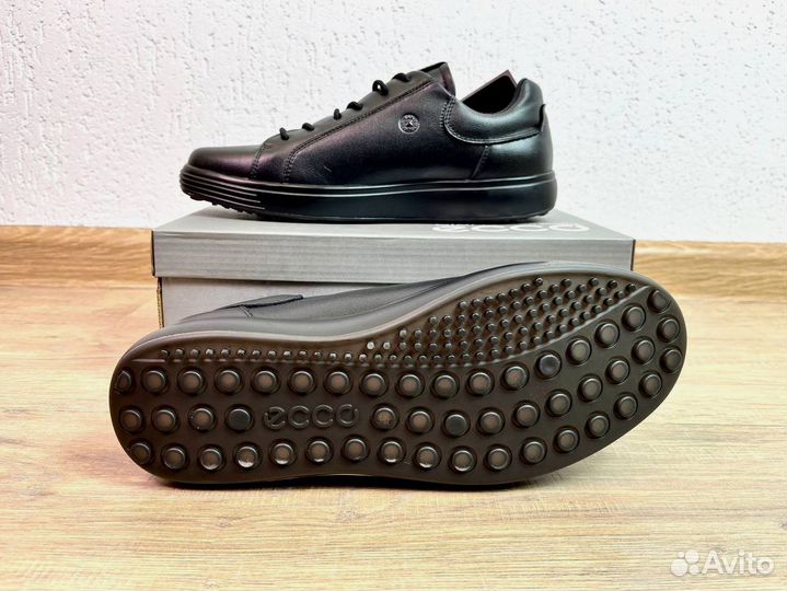 Кроссовки Ecco