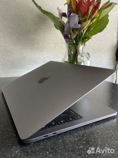 Apple MacBook Pro 13