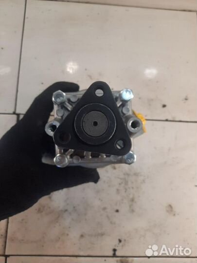 Насос гидроусилителя Audi A8 1 (D2, 4D) 1998-2003г