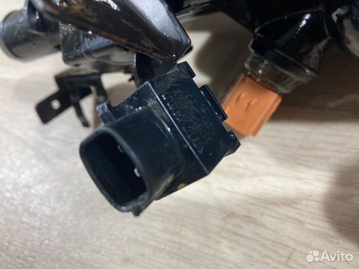 Корпус термостата Hyundai Ix 35 2011