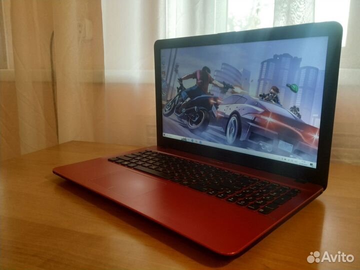 Красивый игровой ноутбук asus