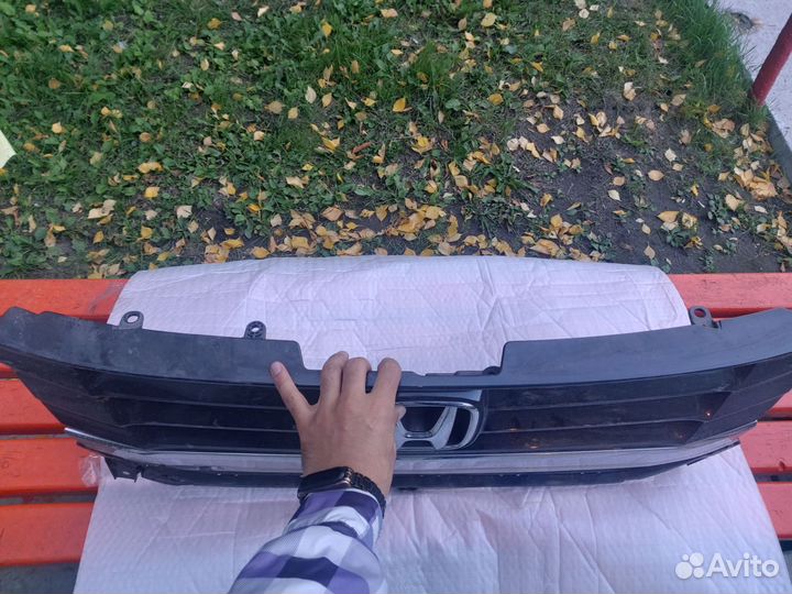 Решетка радиатора Honda n-wgn