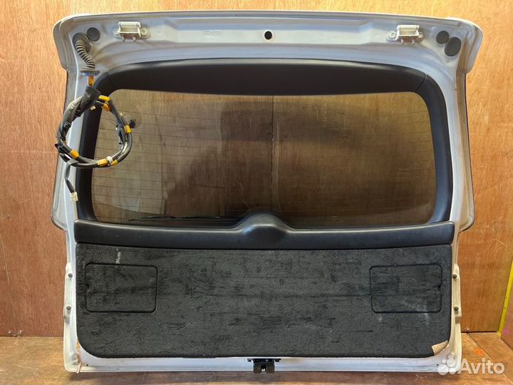 Дверь задняя багажника Toyota Mark Ii Qualis