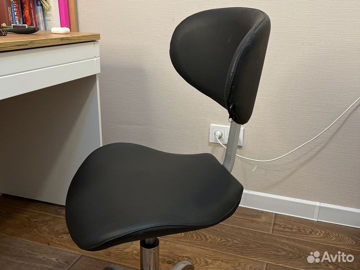 Ортопедический стул для мастера/школьника