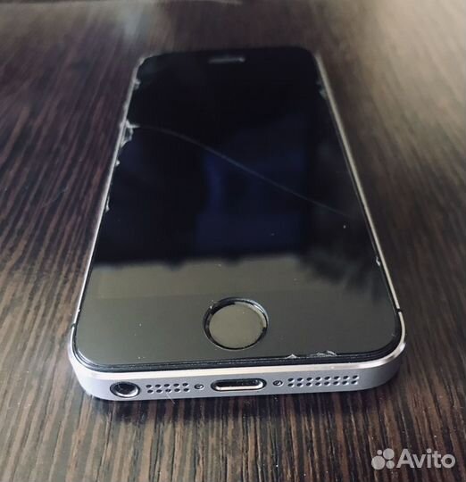 iPhone 5s 16gb с Touch ID