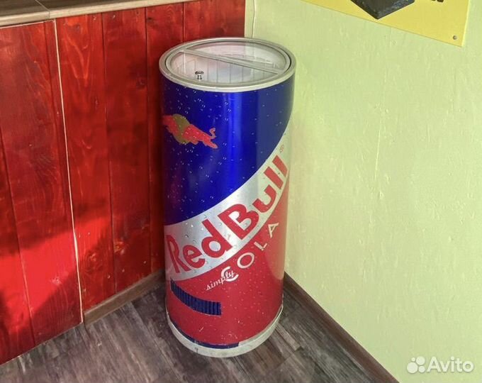 Холодильник Red Bull