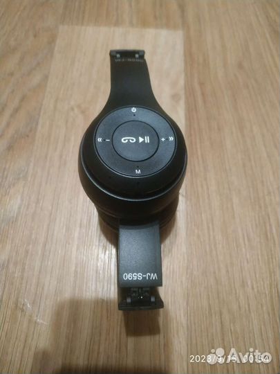 Беспроводные наушники