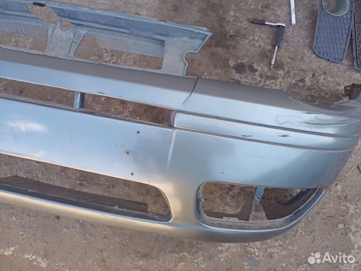 Бампер передний Фиат Альбеа