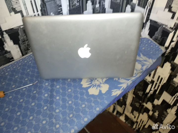 Apple macbook pro 13 2011