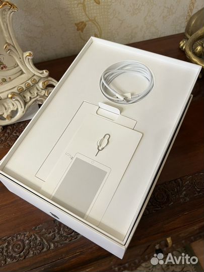 Apple iPad 6 32 gb 2018 А1954 Wi-Fi +Cellular