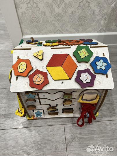 Бизиборд домик со светом