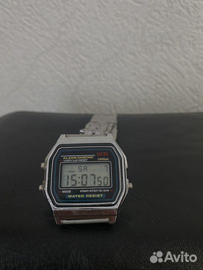 Наручные часы casio